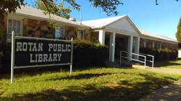 Rotan Public Library Logo